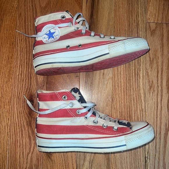 Vintage converse - Picture 2 of 4